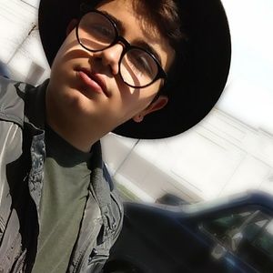 Meet your Posher, Domenico